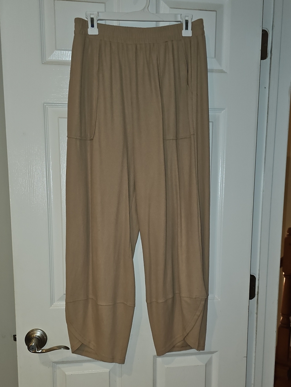 Relaxed Elastic-Waist Cropped Pants - Tan Waffle Pants